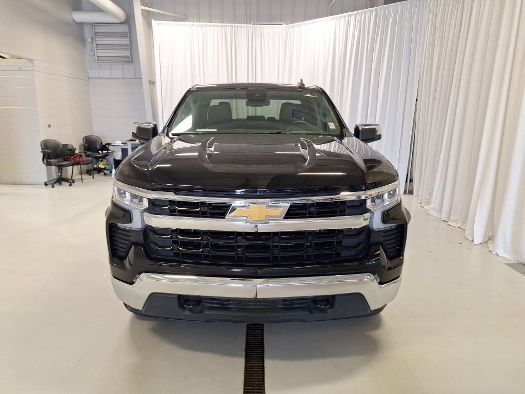 Used 2024 Chevrolet Silverado 1500 LT image 24