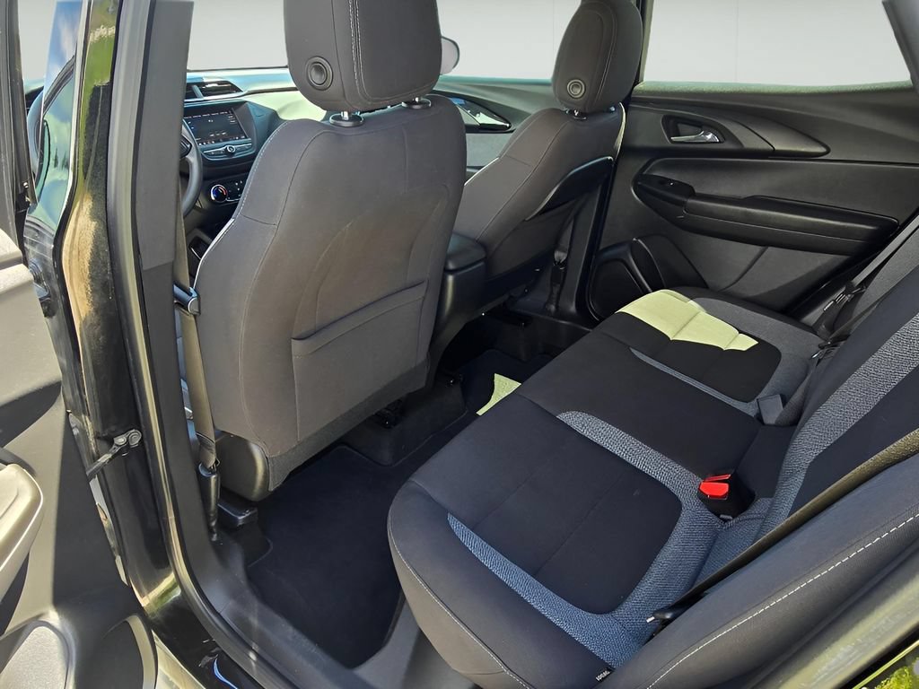 Used 2021 Chevrolet TrailBlazer LT FWD image 26