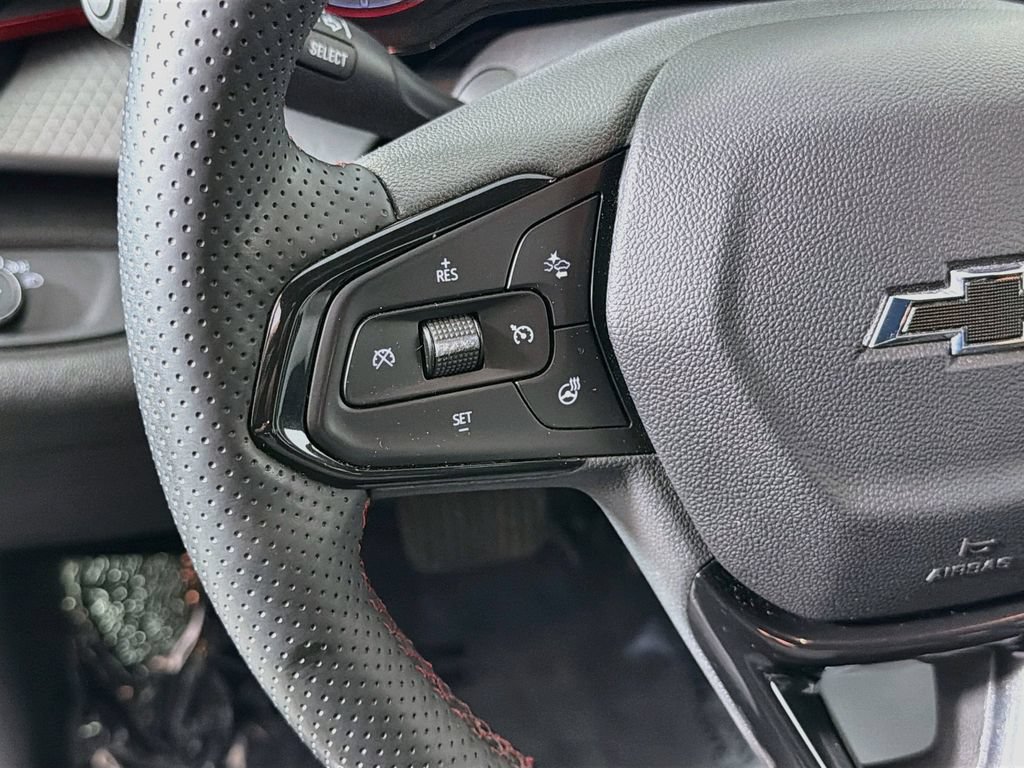 Used 2024 Chevrolet Trax RS w/ Driver Confidence Package FWD image 10