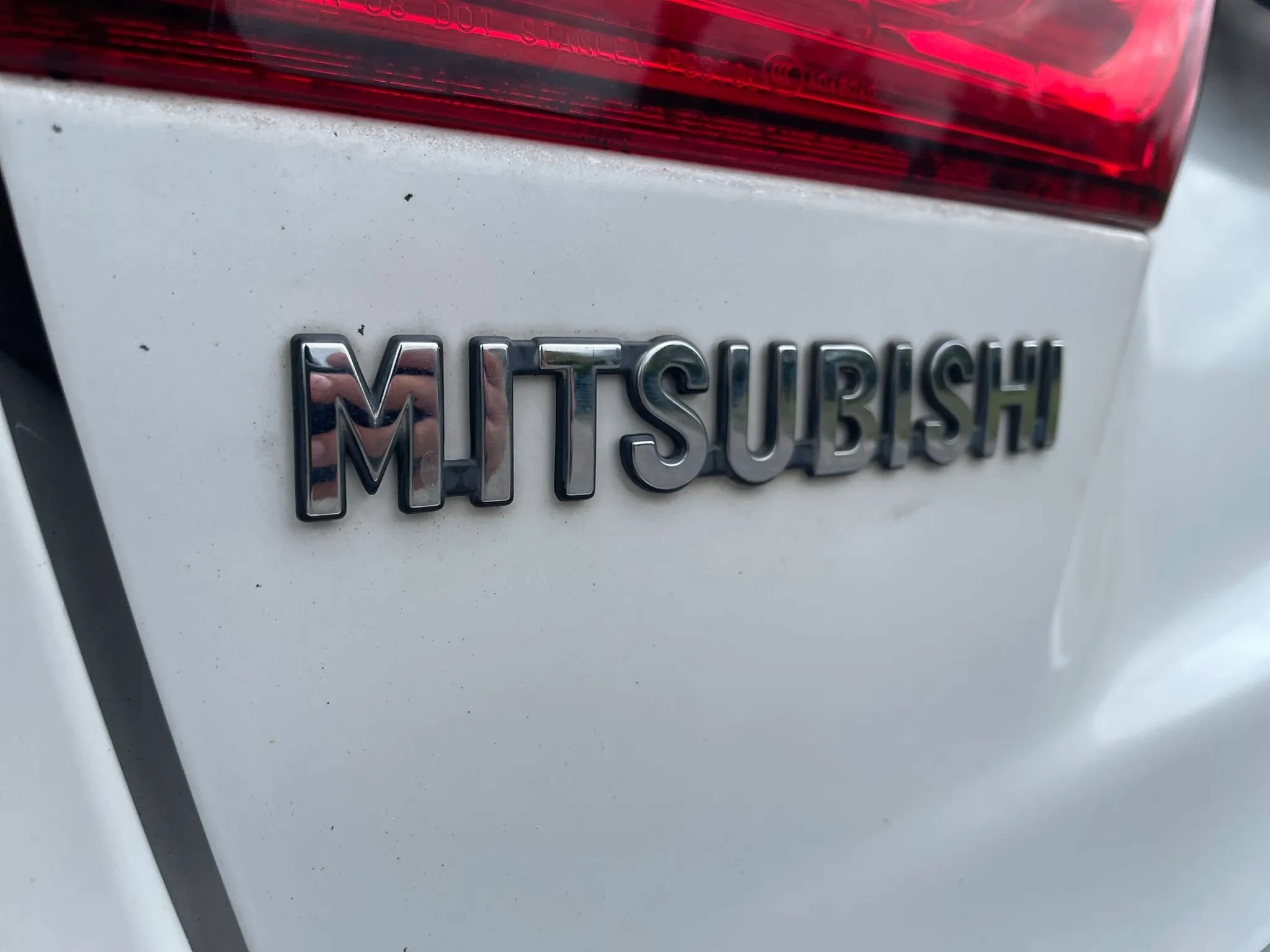 Used 2012 Mitsubishi Outlander Sport SE FWD image 11