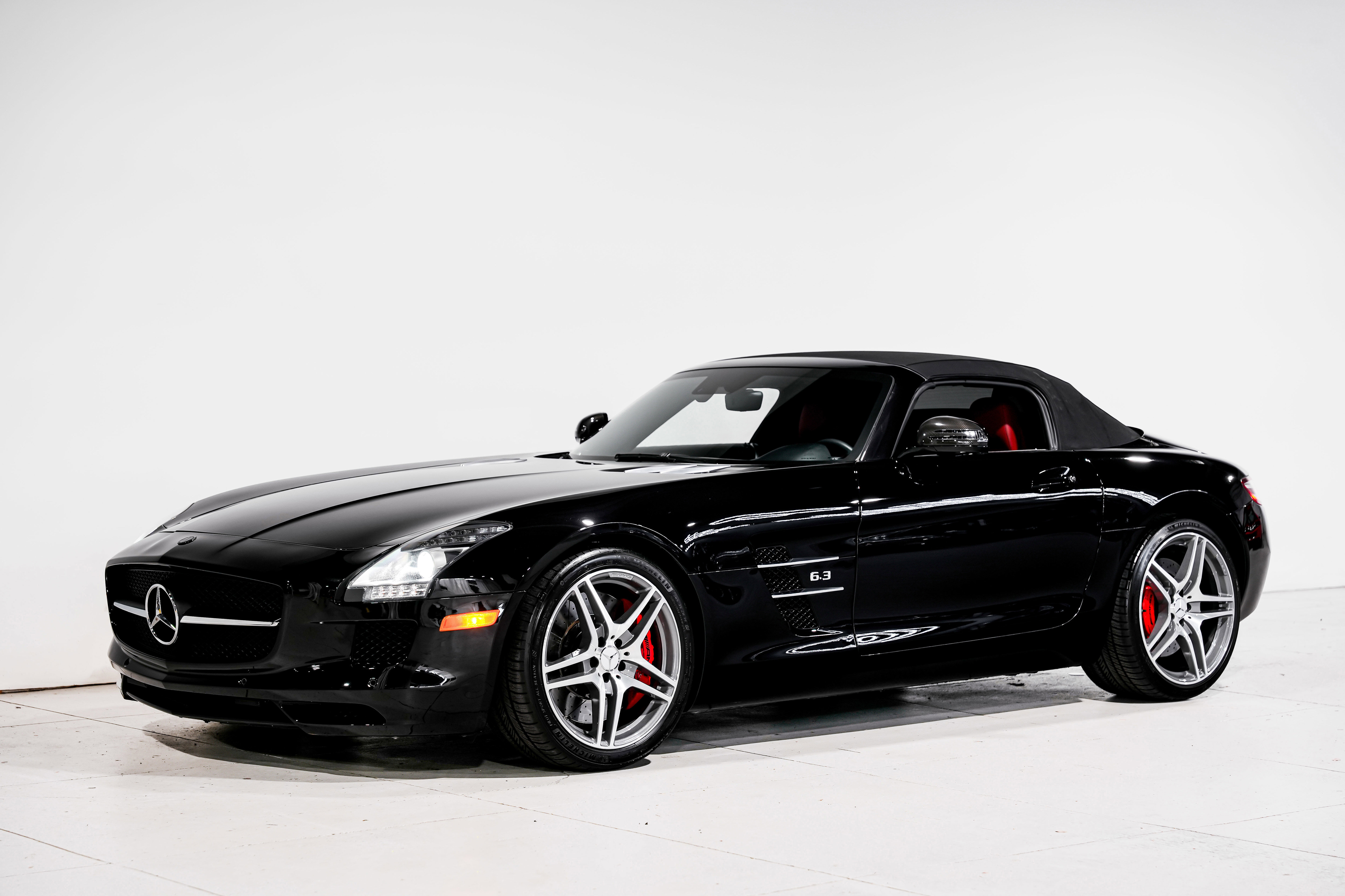 Used 2012 Mercedes-Benz SLS AMG Roadster image 6