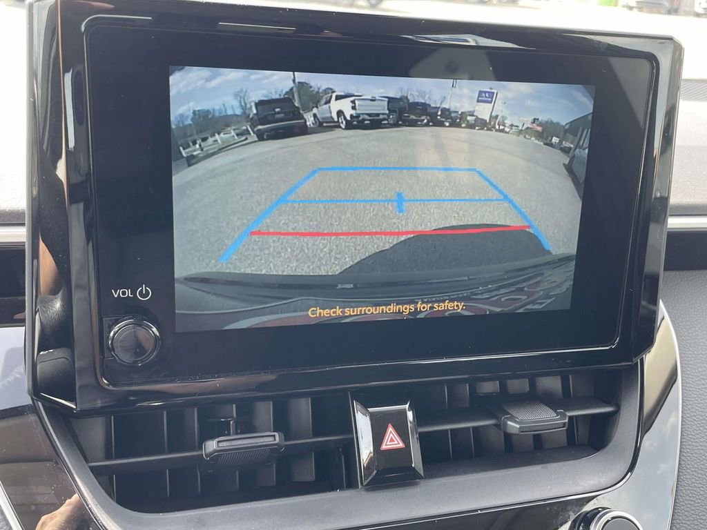 Used 2024 Toyota Corolla LE image 18