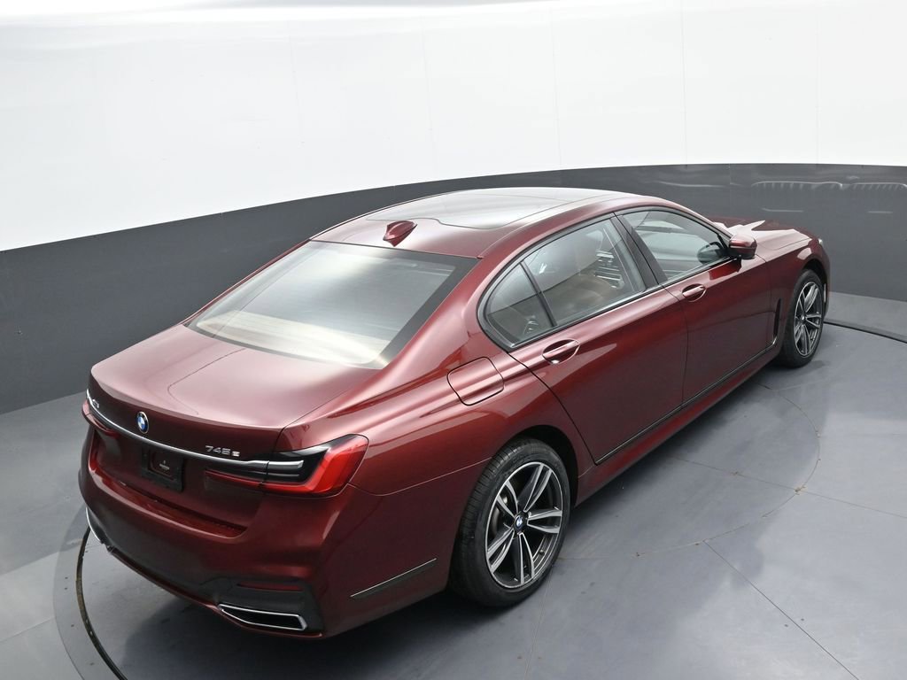 Used 2020 BMW 745e xDrive image 37
