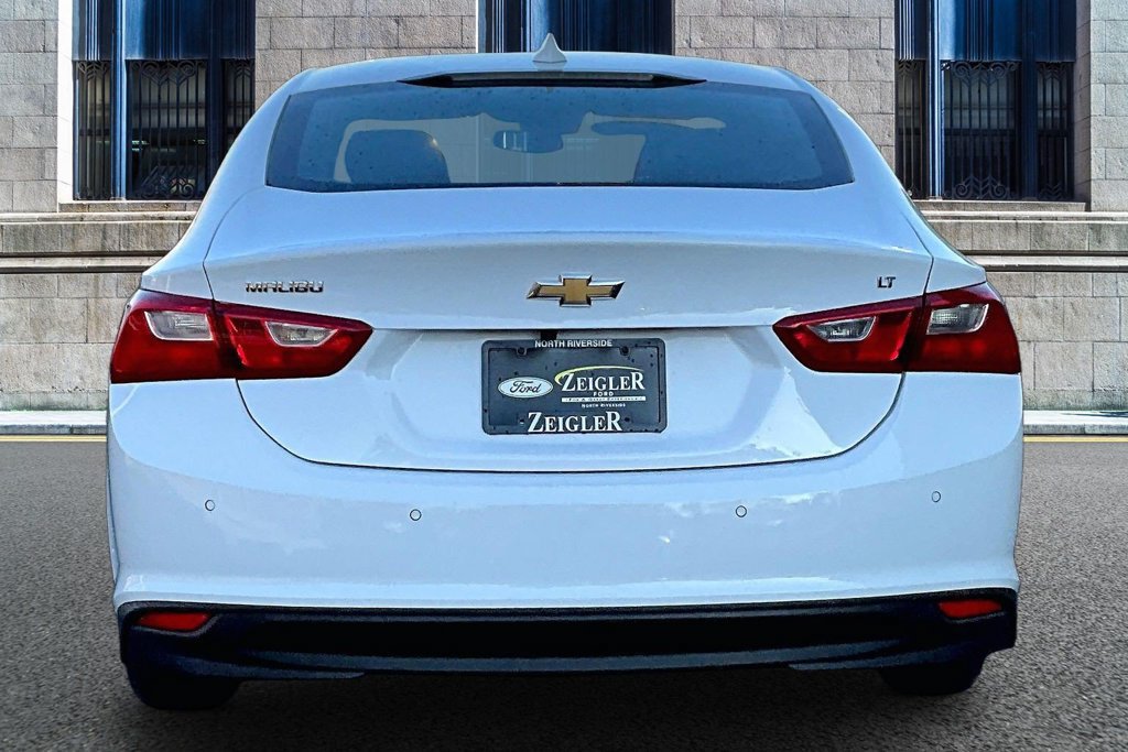 Used 2024 Chevrolet Malibu LT FWD image 4