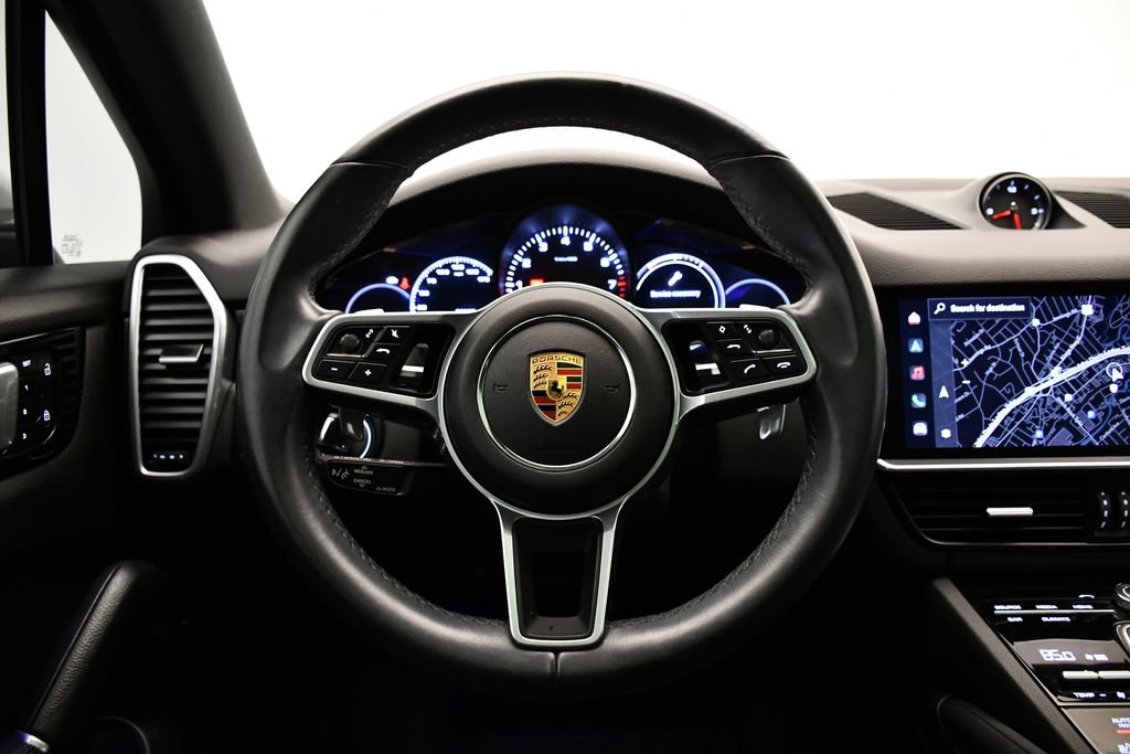 Used 2022 Porsche Cayenne image 26
