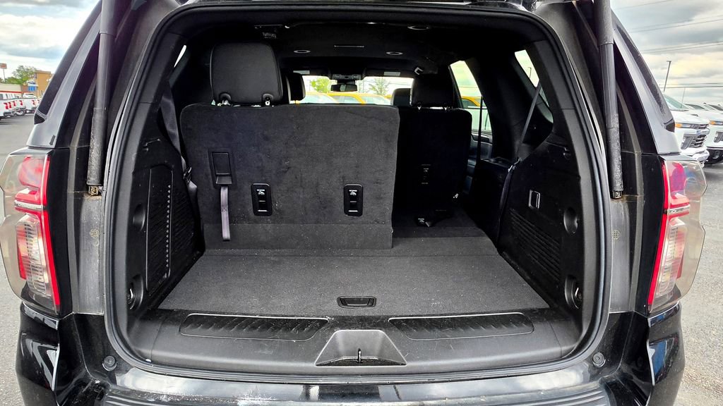 Used 2024 Chevrolet Tahoe LT AWD/4WD image 9