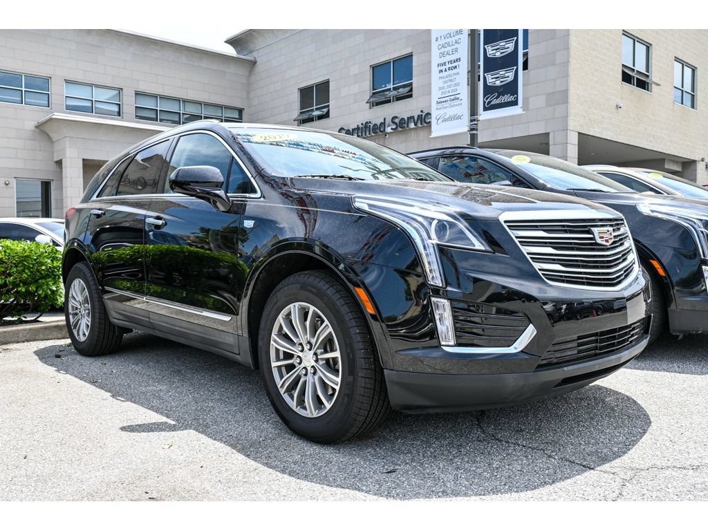 Used 2019 Cadillac XT5 Luxury FWD image 2