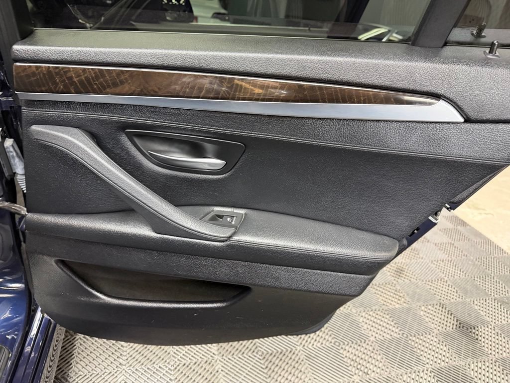 Used 2015 BMW 535i Sedan RWD image 48