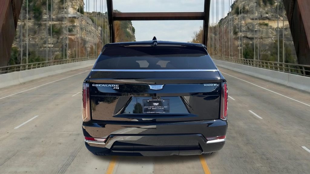 New 2026 Cadillac Escalade IQ Luxury 2 w/ LPO, Floor Liner Package AWD/4WD image 8