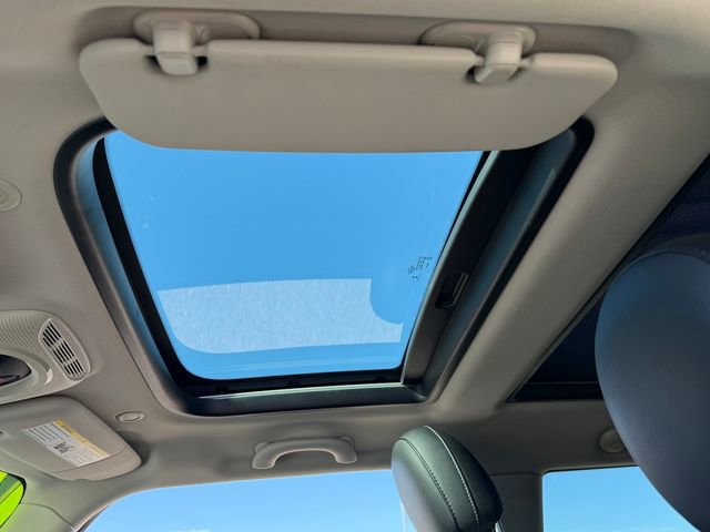 Used 2019 MINI Cooper 2-Door Hardtop image 21