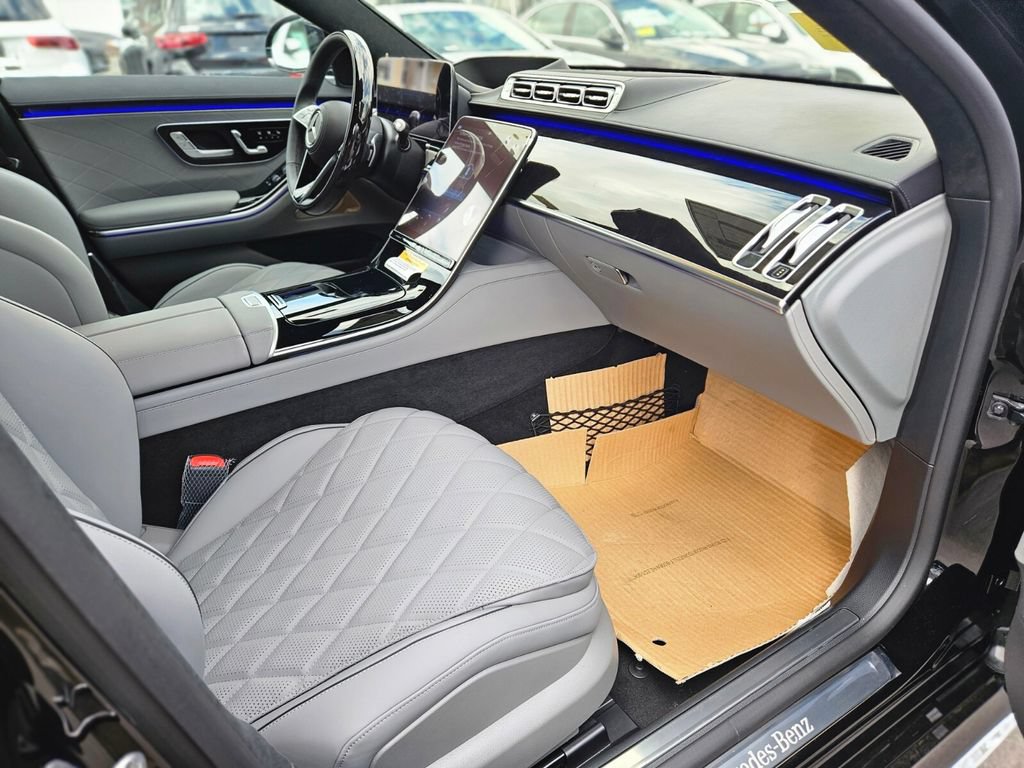 New 2026 Mercedes-Benz S 580 4MATIC Sedan image 9