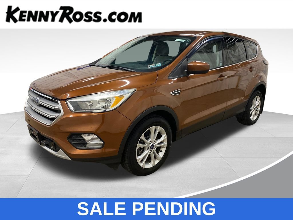 Used 2017 Ford Escape SE AWD/4WD image 1