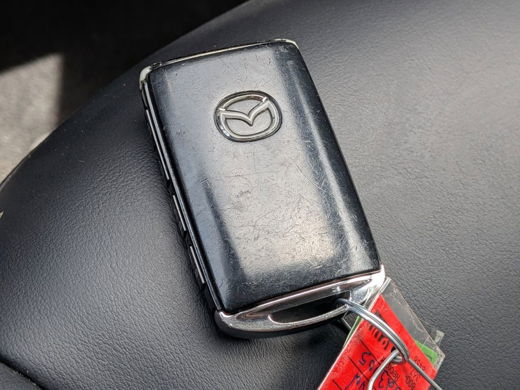 Used 2020 MAZDA CX-5 Touring FWD image 32