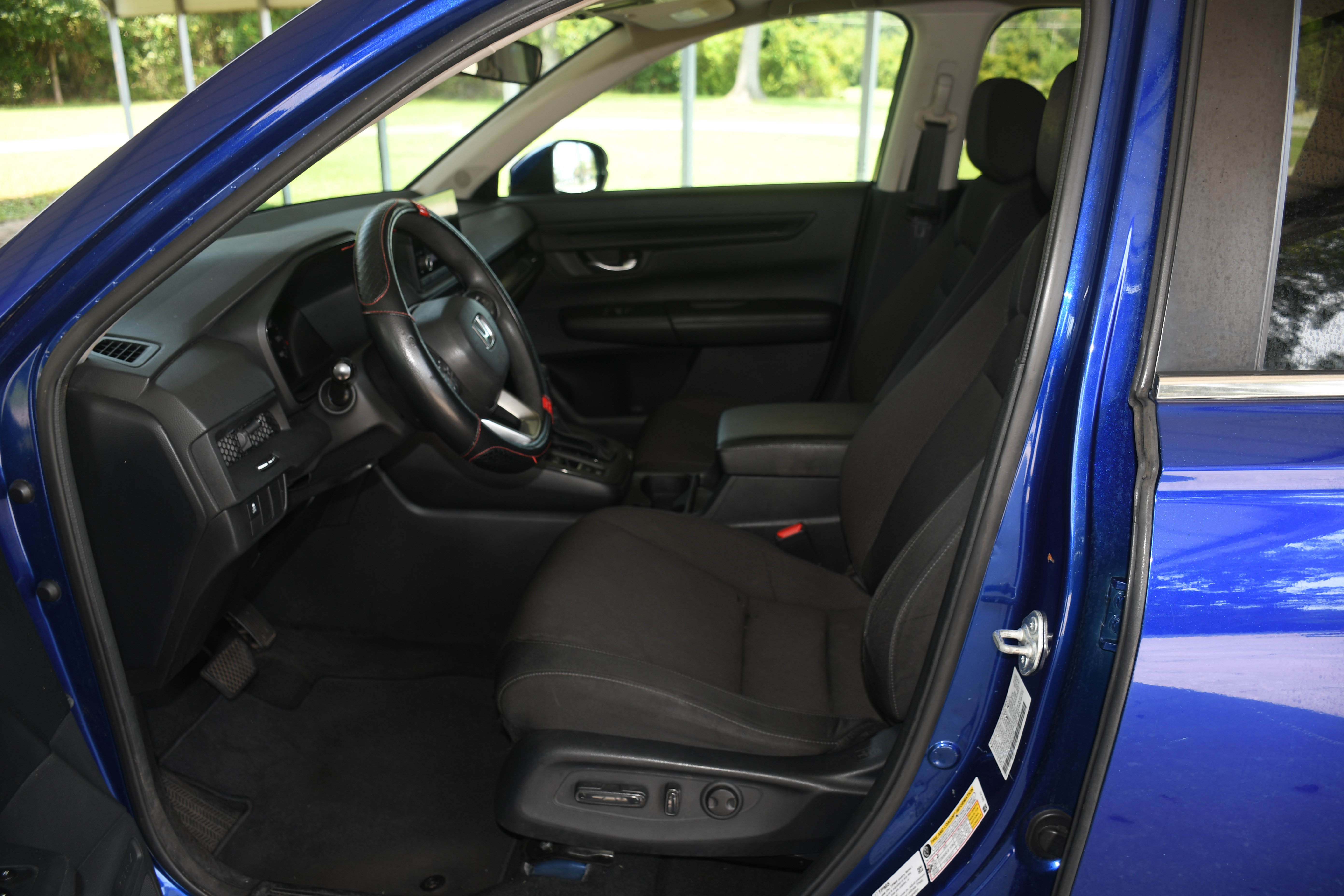 Used 2023 Honda CR-V EX image 8