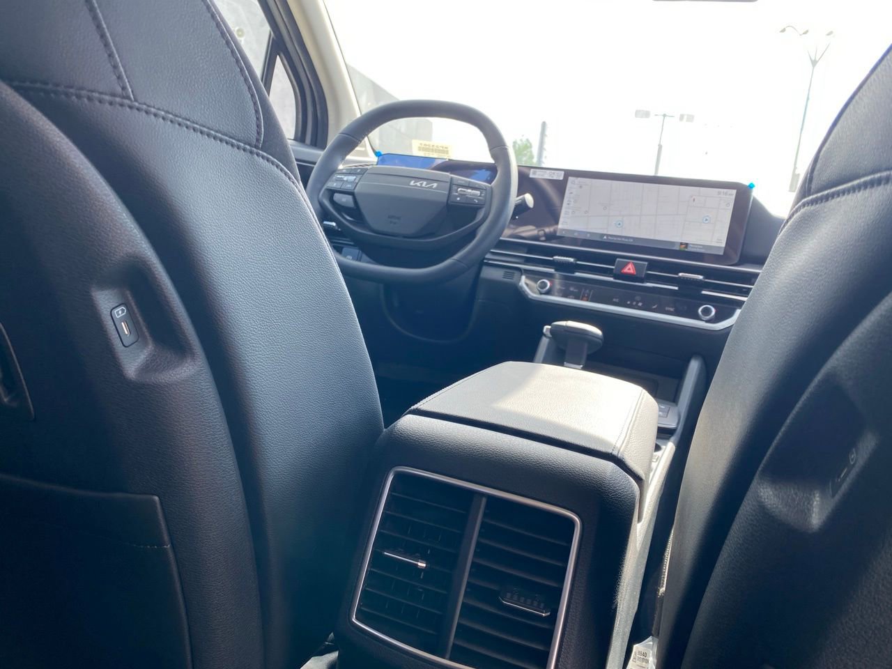 New 2026 Kia Sportage SX FWD image 24