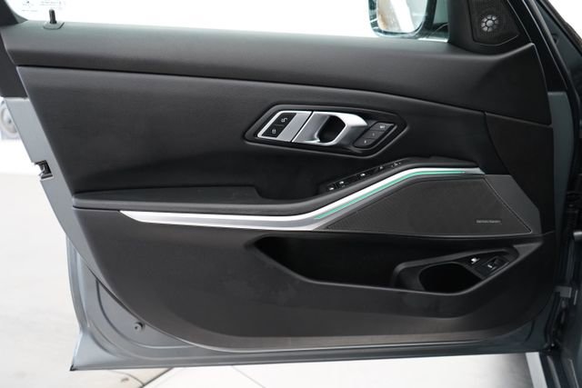 Used 2023 BMW 330e xDrive w/ Premium Package image 11