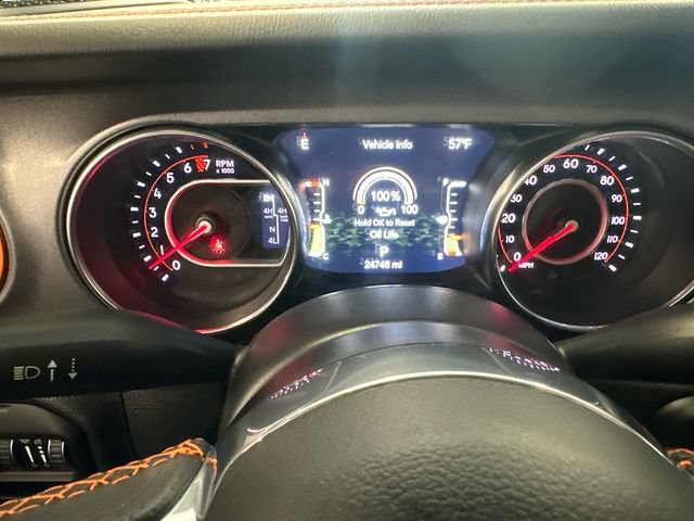 Used 2022 Jeep Gladiator Mojave w/ Cold Weather Group AWD/4WD image 19