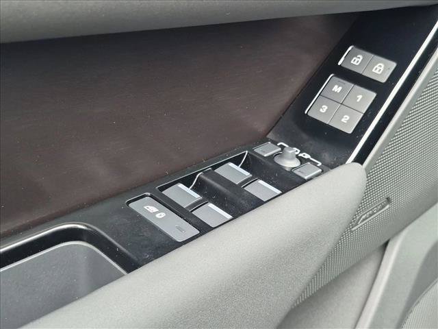 New 2026 Land Rover Range Rover Velar Belgravia AWD/4WD image 10