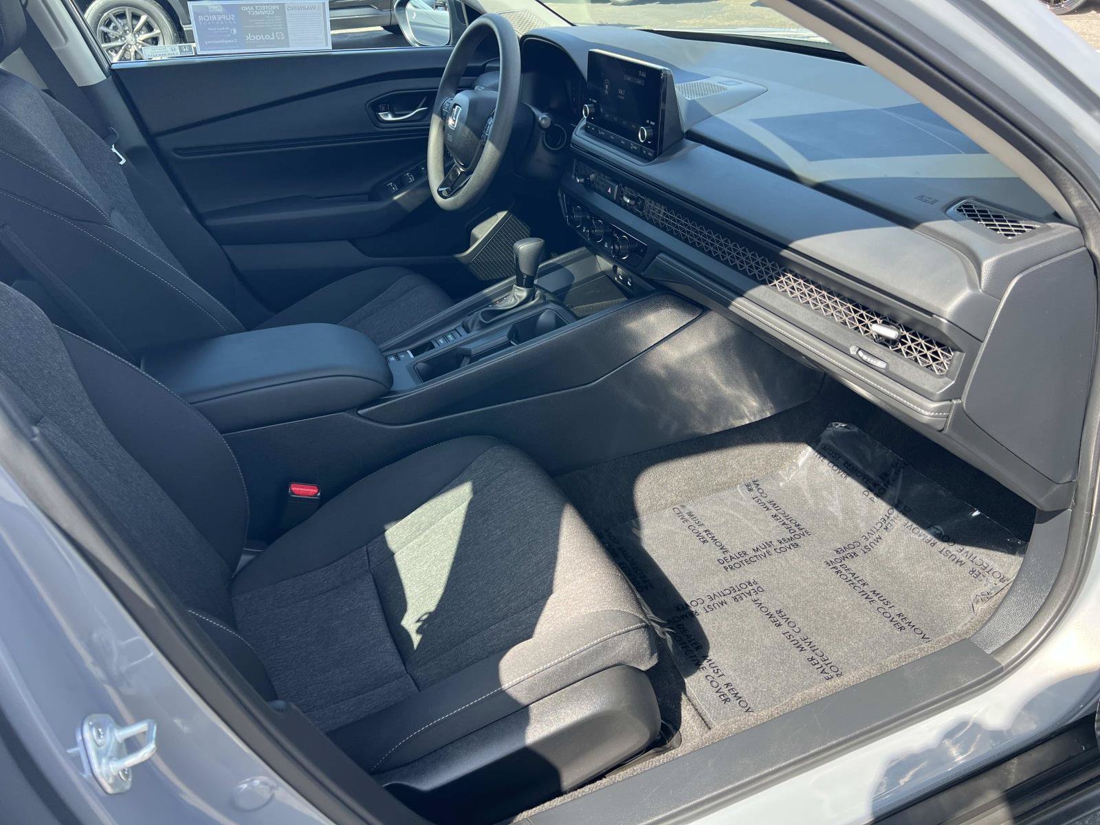 Certified 2025 Honda Accord SE image 29