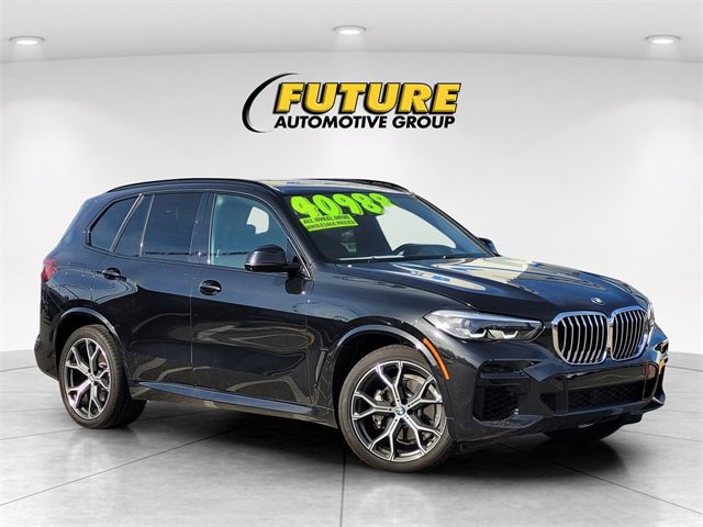 Used 2022 BMW X5 xDrive40i w/ M Sport Package image 1