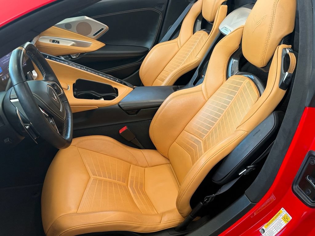 Used 2021 Chevrolet Corvette Stingray Premium Conv w/ Z51 Performance Package RWD image 10