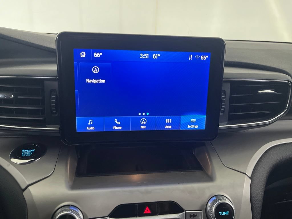 Used 2023 Ford Explorer XLT w/ Equipment Group 202A AWD/4WD image 70