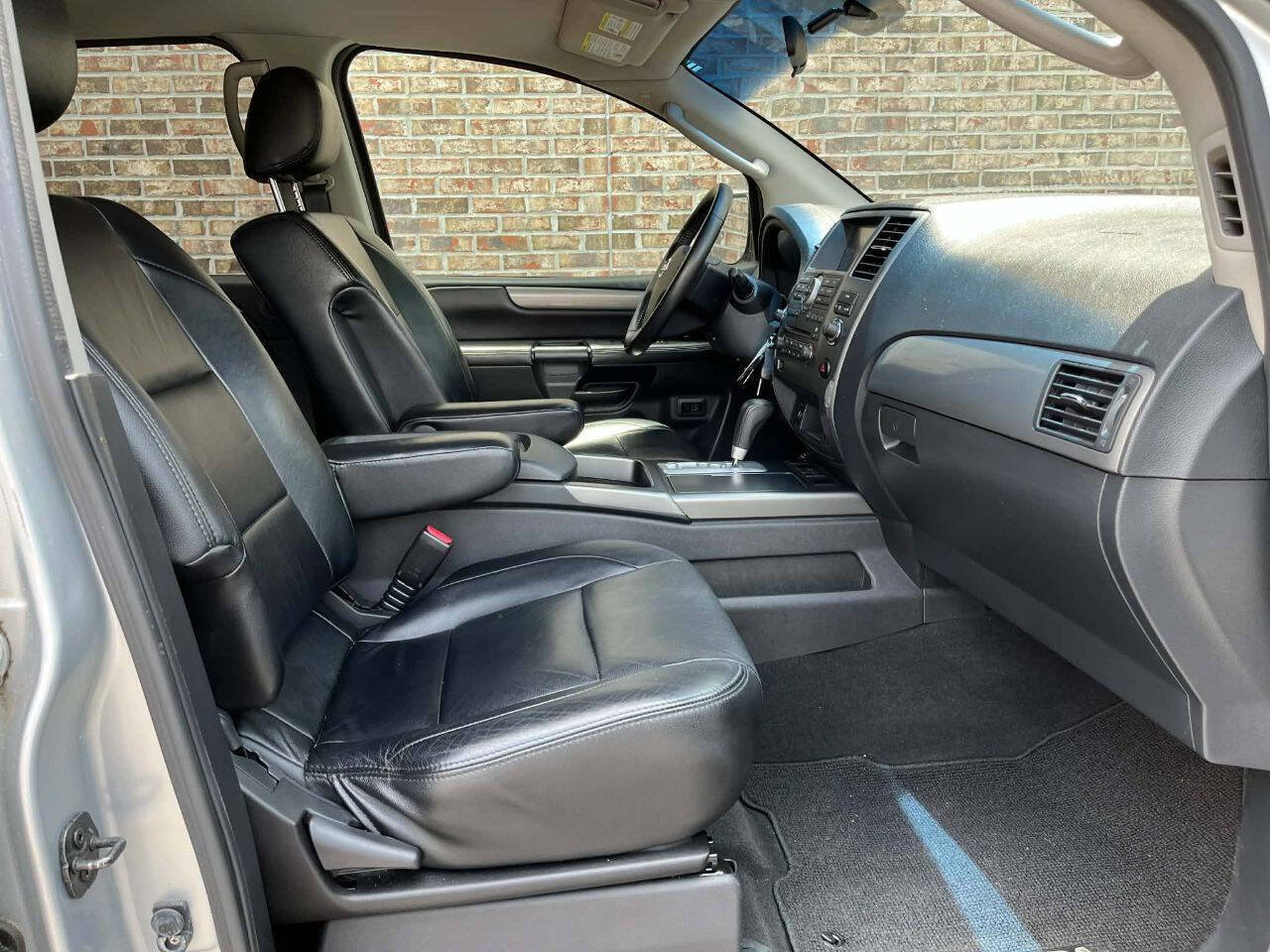 Used 2008 Nissan Armada SE RWD image 11