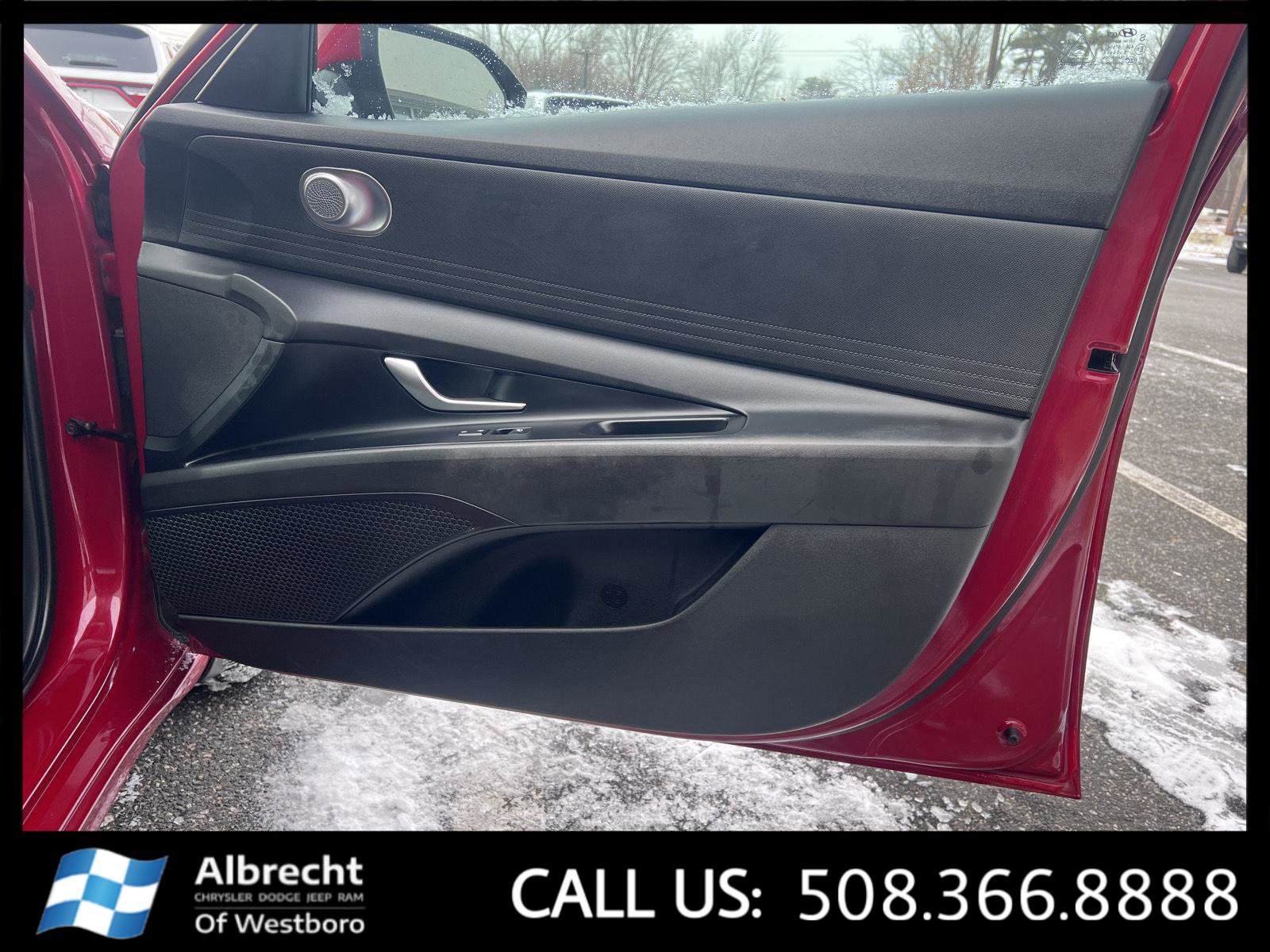 Used 2023 Hyundai Elantra SEL image 21