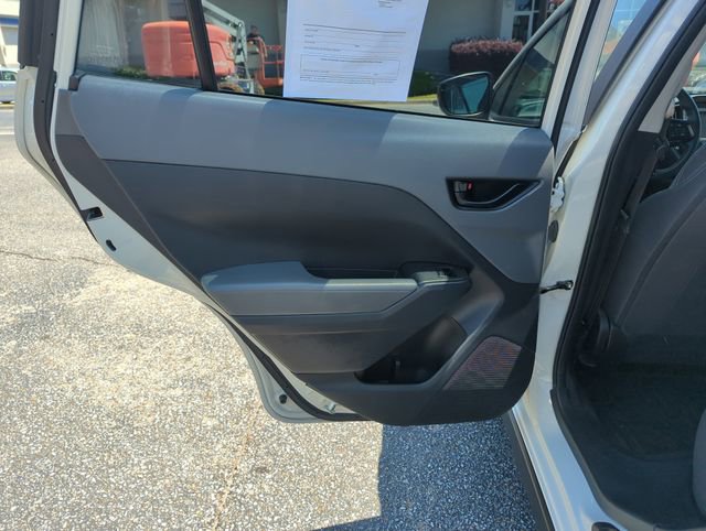 Used 2024 Subaru Crosstrek 2.0i image 25