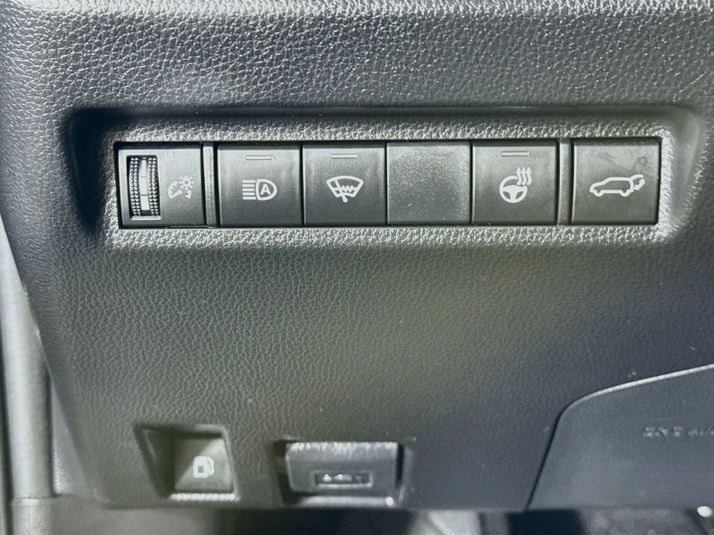 Certified 2021 Toyota RAV4 SE w/ Weather & Moonroof Package AWD/4WD image 19
