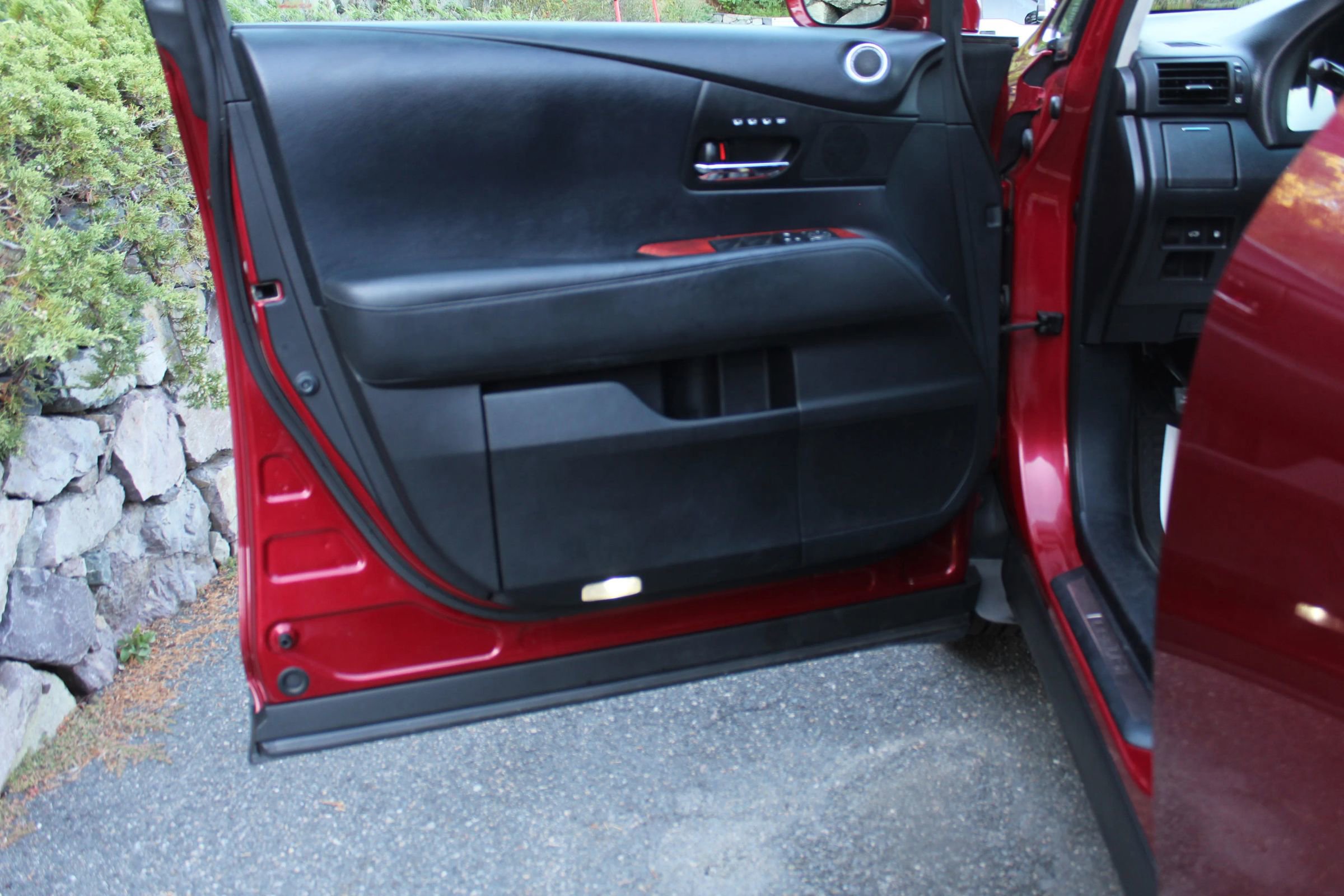 Used 2011 Lexus RX 450h AWD image 12