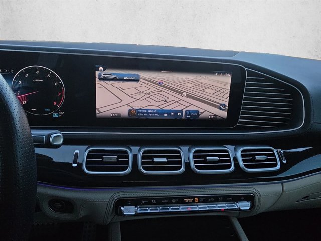 Used 2024 Mercedes-Benz GLS 450 4MATIC image 12