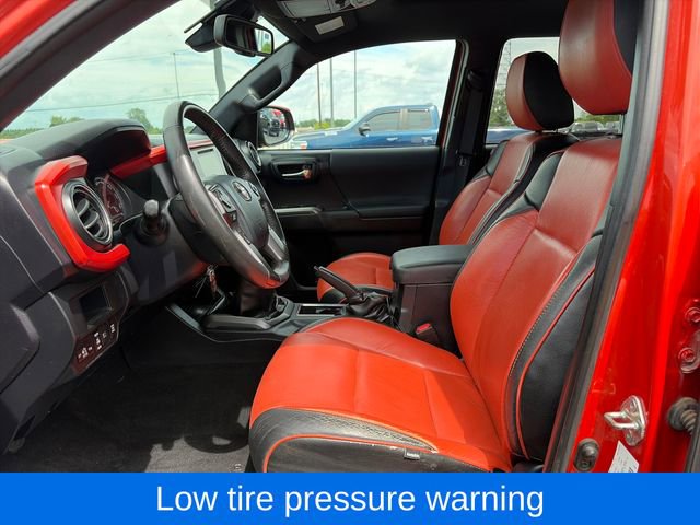 Used 2018 Toyota Tacoma TRD Sport AWD/4WD image 13