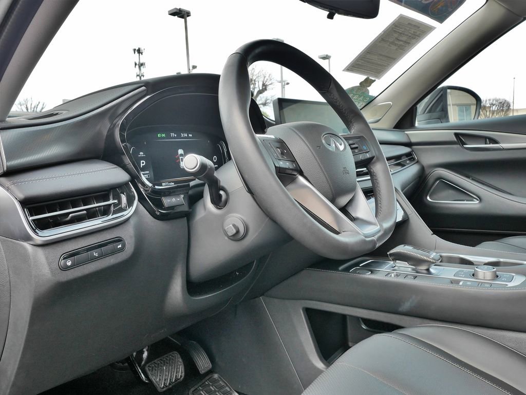 Used 2024 INFINITI QX60 Luxe w/ Vision Package image 25