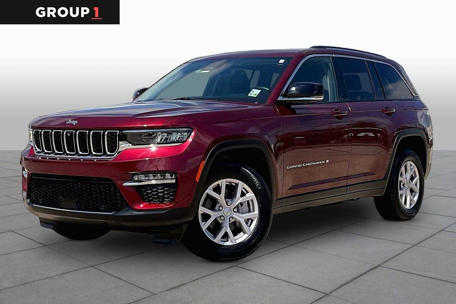Used 2022 Jeep Grand Cherokee Limited w/ Luxury Tech Group II RWD image 1