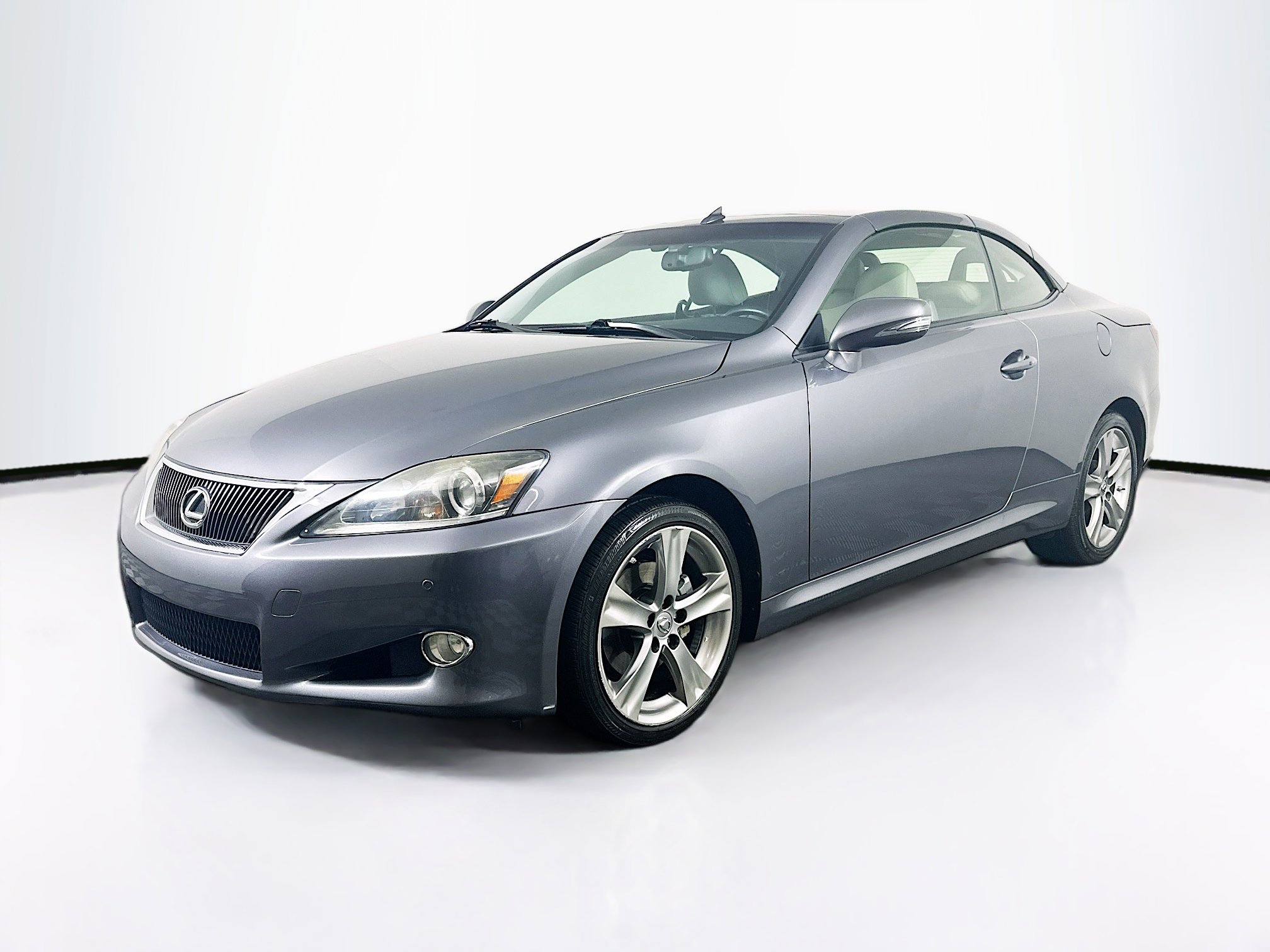 Used 2012 Lexus IS 250C image 3