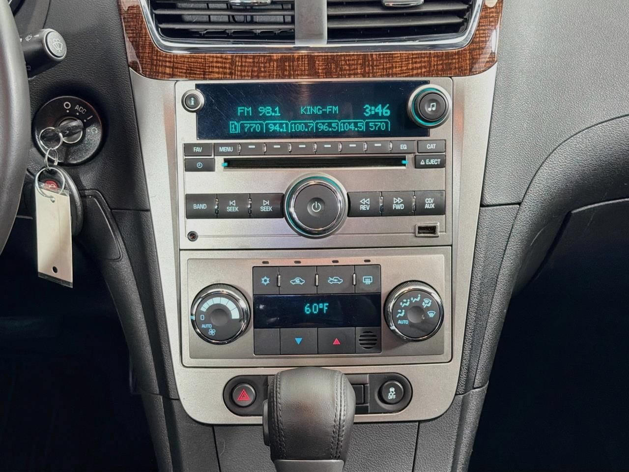 Used 2012 Chevrolet Malibu LTZ FWD image 16