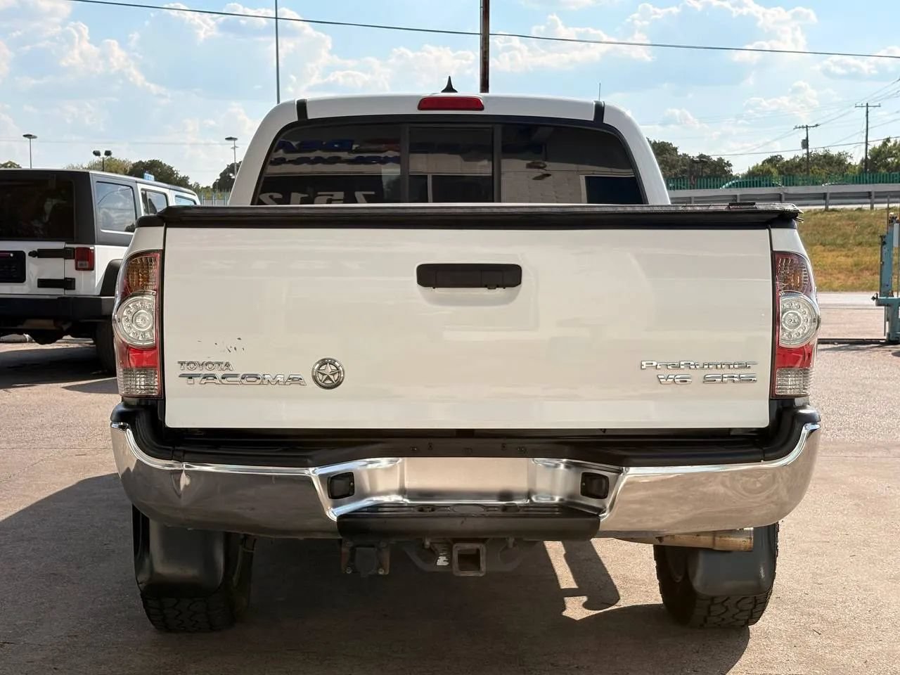Used 2015 Toyota Tacoma PreRunner w/ SR5 Package RWD image 4