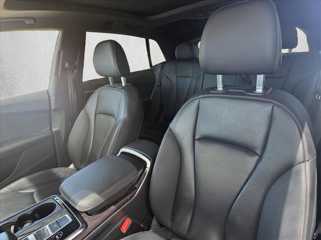 Used 2019 Audi Q8 Premium Plus AWD/4WD image 13
