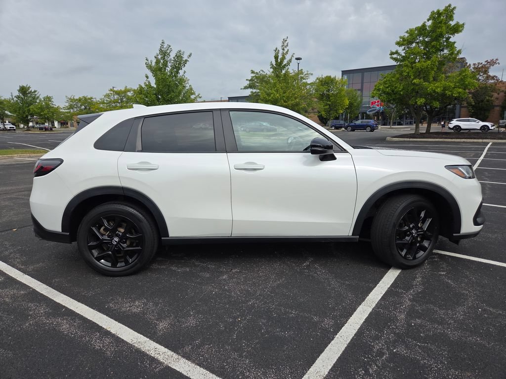 Used 2024 Honda HR-V Sport image 25
