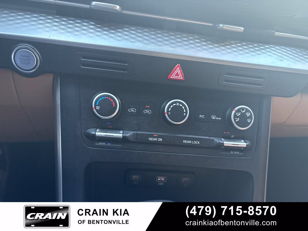 Certified 2024 Kia Carnival LX FWD image 23