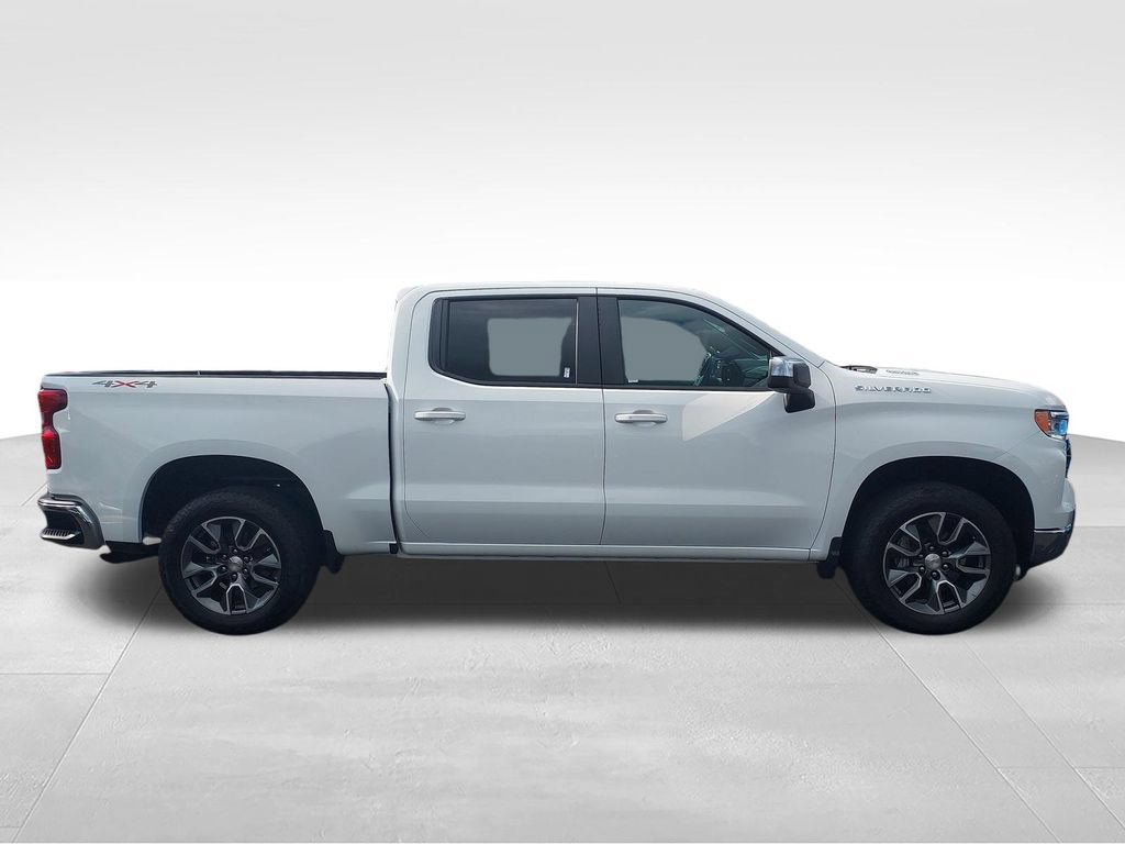 Used 2025 Chevrolet Silverado 1500 LT AWD/4WD image 6