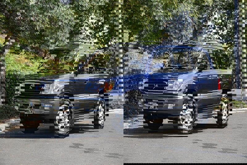 Used 2000 Toyota Land Cruiser