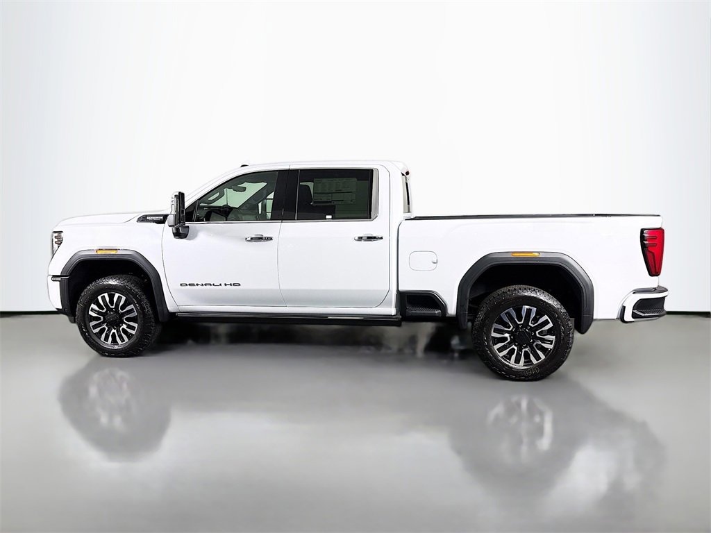 New 2026 GMC Sierra 3500 Denali Ultimate image 4