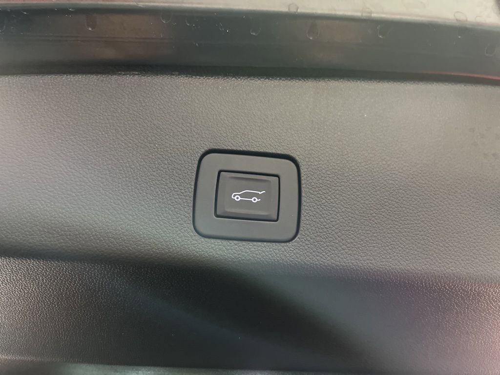 Certified 2023 Buick Encore GX Essence w/ Experience Buick Package AWD/4WD image 15
