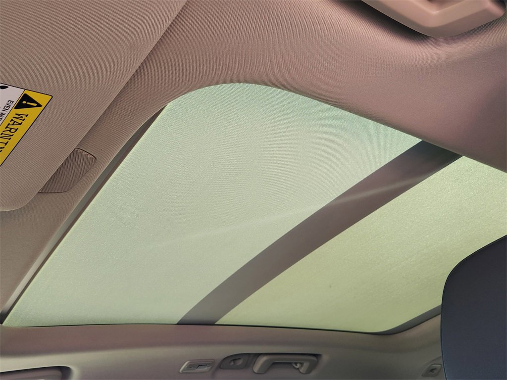 New 2026 Volvo XC90 B5 Core w/ Protection Package image 17