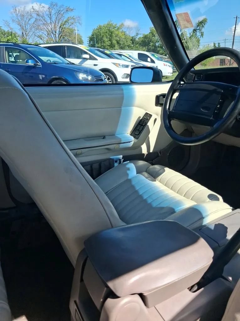 Used 1990 Ford Mustang LX RWD image 39