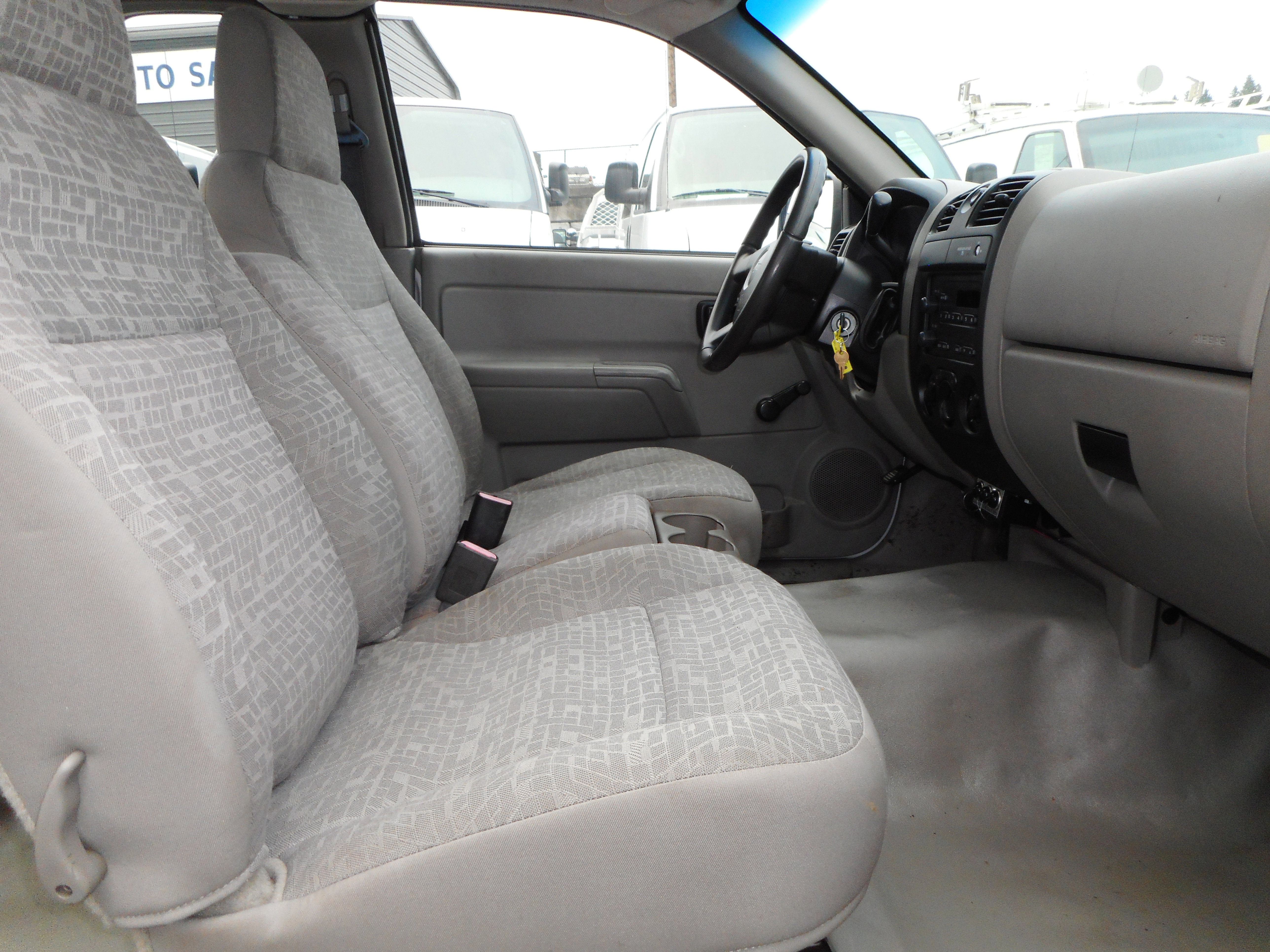 Used 2004 Chevrolet Colorado LS image 25