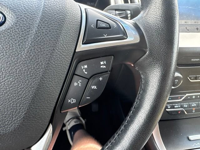 Used 2016 Ford Edge SEL w/ Equipment Group 201A AWD/4WD image 23