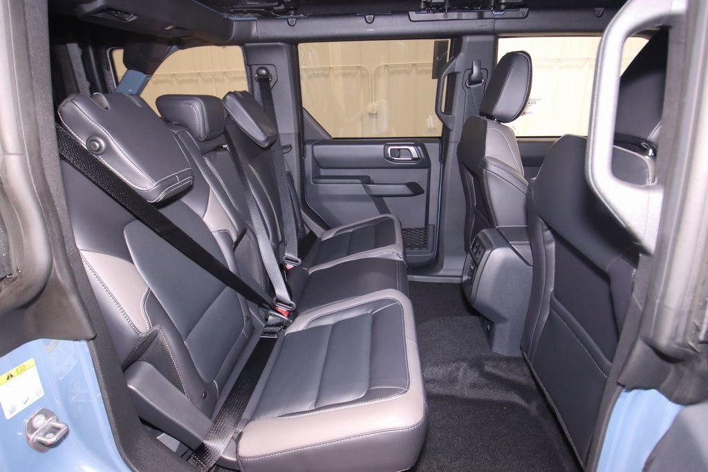 New 2025 Ford Bronco Outer Banks image 13